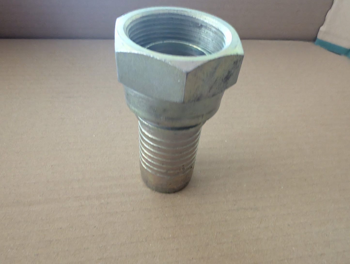 Female 1"1/2 BSP hose tale hydraulic fitting insert - EH 174 2W