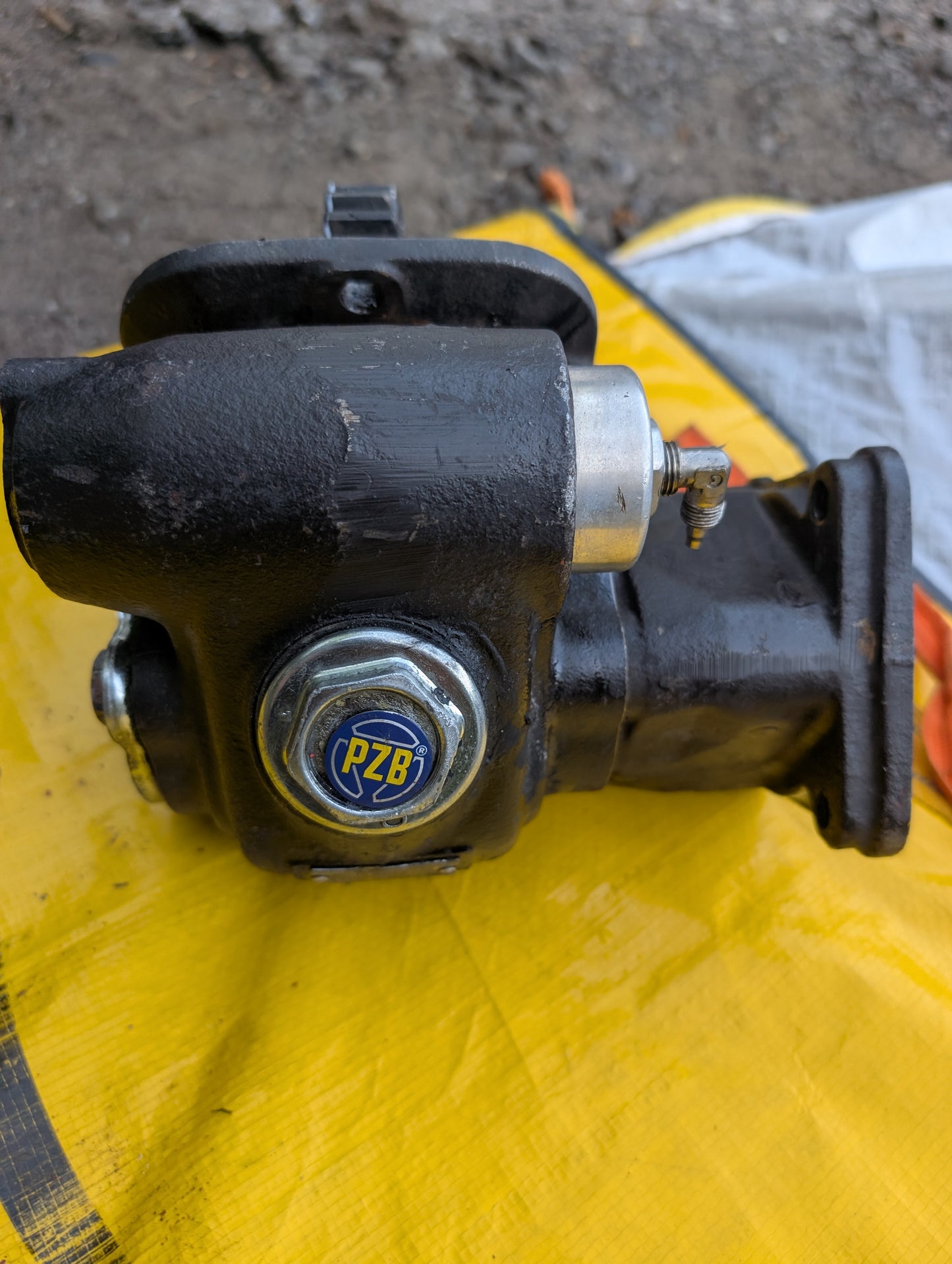 Power take off (PTO) PZB 6F - 32183111P41 - for EATON FULLER gearbox